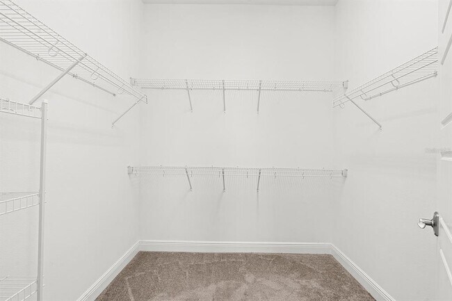 Building Photo - 9497 Mere Pkwy