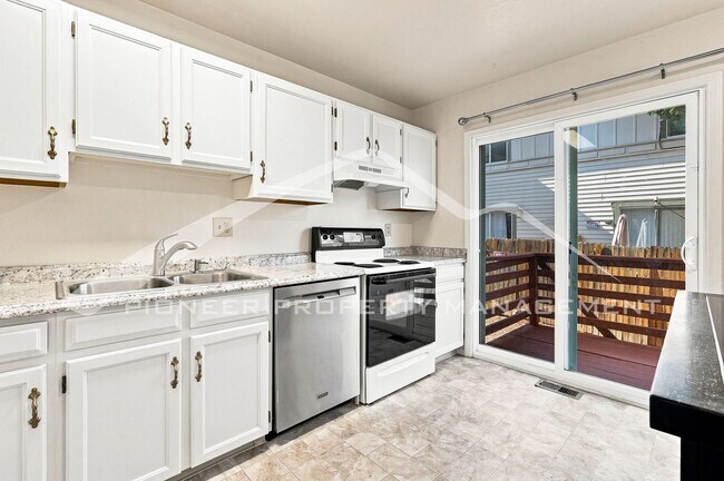 Building Photo - 17681 E Loyola Dr