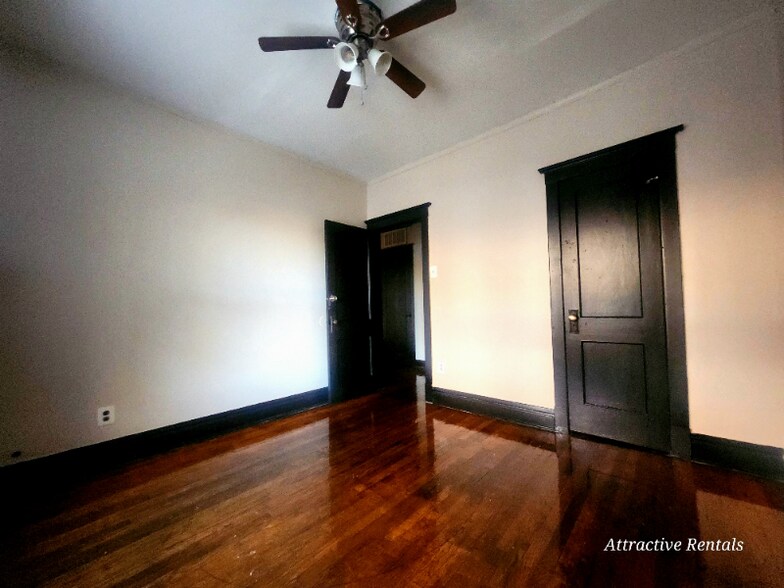 Building Photo - 6648 S Bishop St