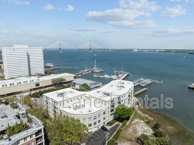 Building Photo - 2 Wharfside St