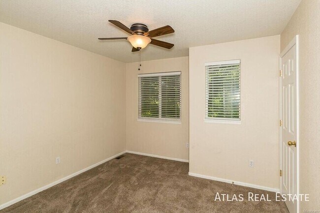 Building Photo - 9539 E Iowa Cir