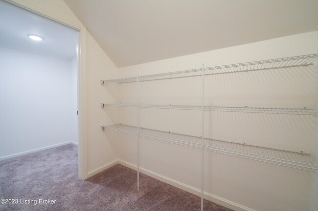 Building Photo - 1606 Church Side Dr