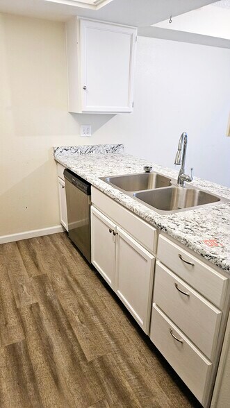 Building Photo - 4281 S Salida Way