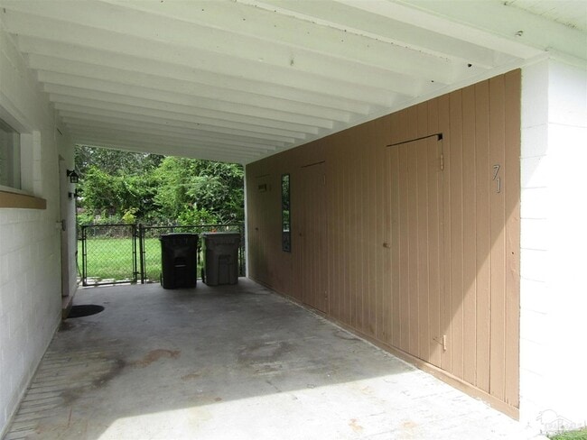 Building Photo - 71 Stetson Rd