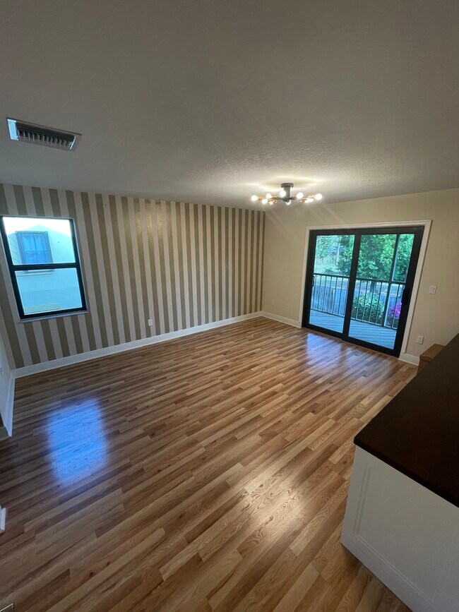 Building Photo - 13017 Northshire Trl