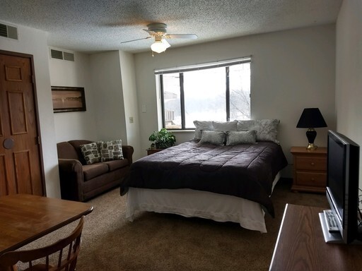 Interior Photo - Island Place Apartments - On the River