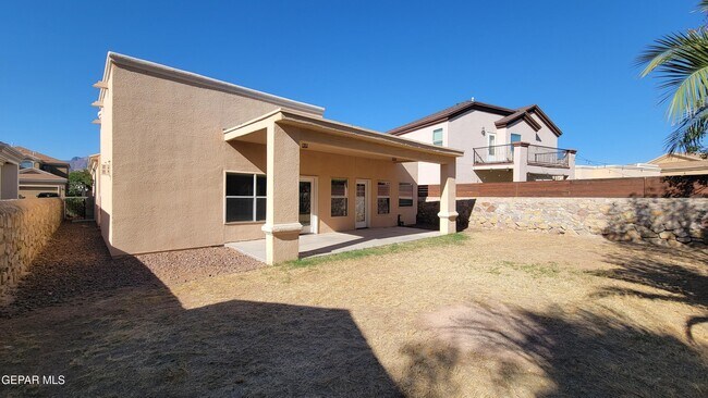 Building Photo - 11512 Porfirio Payan Dr