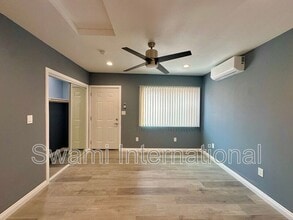 Building Photo - 1716-1718 1/2 W. 49th St.