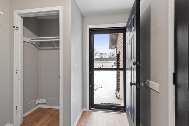 Building Photo - 2768 Aquarius Rd