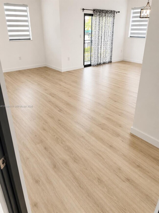 Building Photo - 15560 SW 136th St