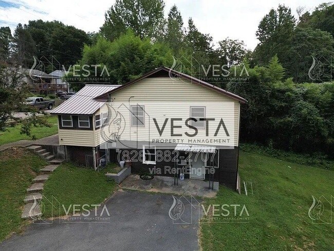 Building Photo - 34 Huffman Rd