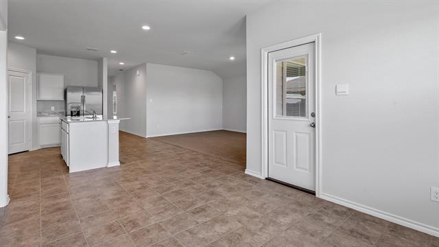 Building Photo - 9425 Mountain Pass Dr