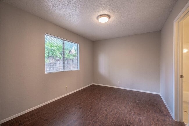 Building Photo - 12901 Chromite St