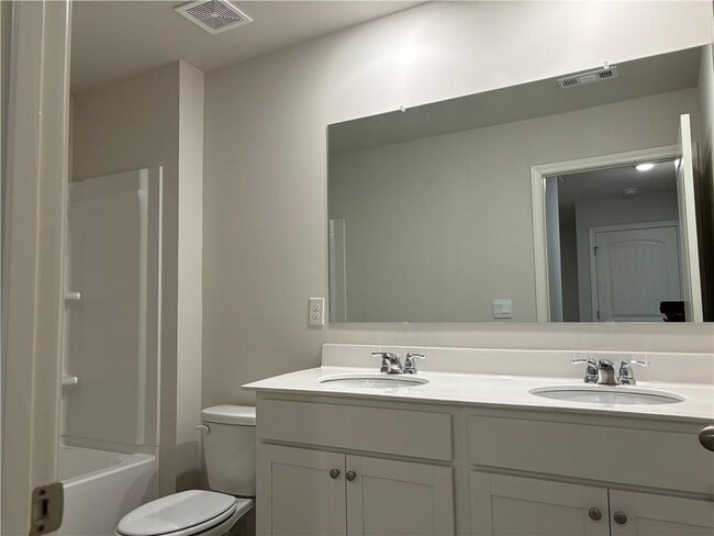 Building Photo - 472 Stoneybrook Dr