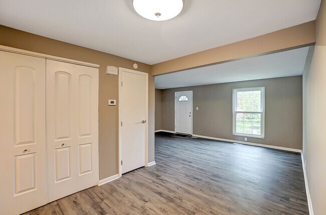 Building Photo - 1212 Georgetown Ct