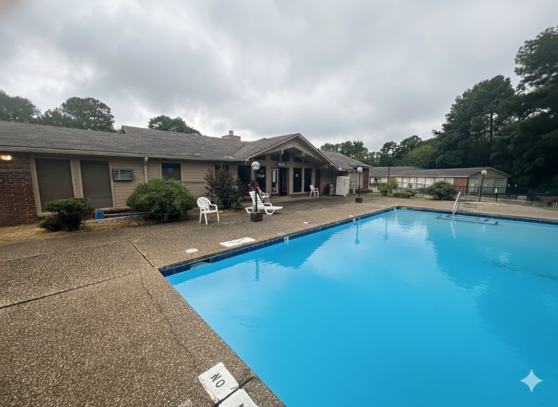 Building Photo - 410 Oakwood Ave