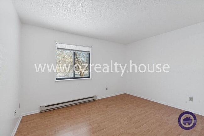 Building Photo - 2150 N McCord Rd