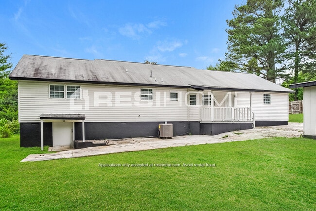 Building Photo - 208 Foy Rd
