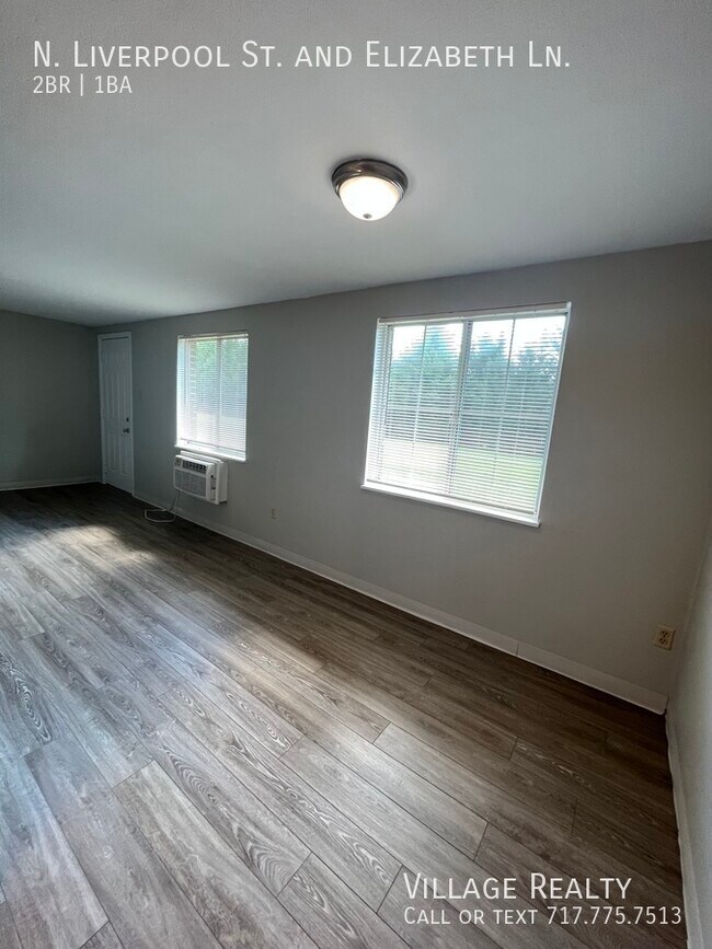 Building Photo - 65 N Liverpool St