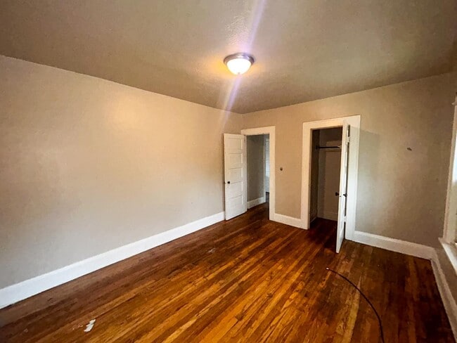 Building Photo - 390 E 162nd St