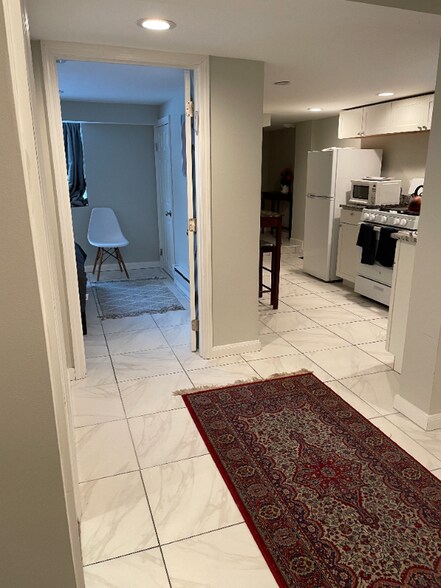 Building Photo - 5527 Raleigh St