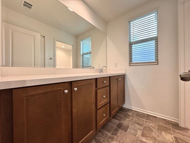 Building Photo - SOLAR INCLUDED! Stunning 3 Bedroom Home in...