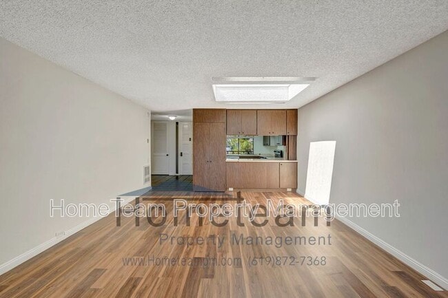 Building Photo - 2940 Lawrence St