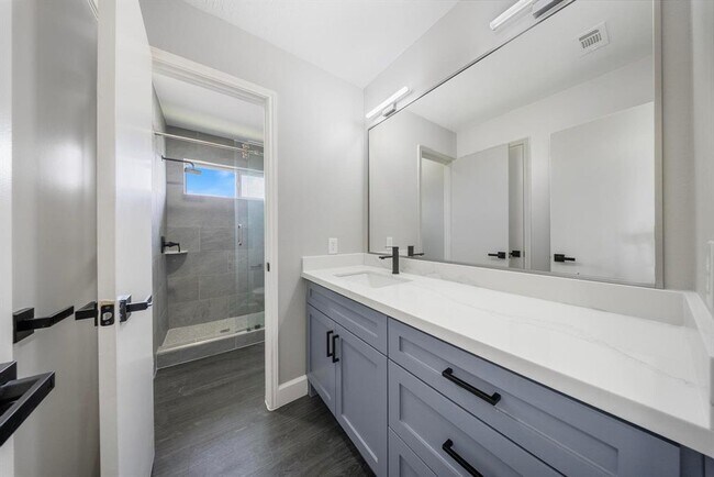 Building Photo - 8311 Sierra Hill Ct