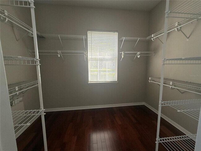 Building Photo - 5516 Garden Arbor Dr