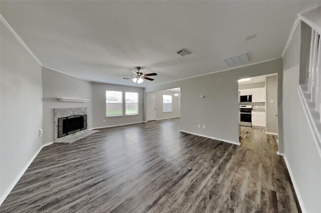 Building Photo - 11818 Sandy Stream Dr
