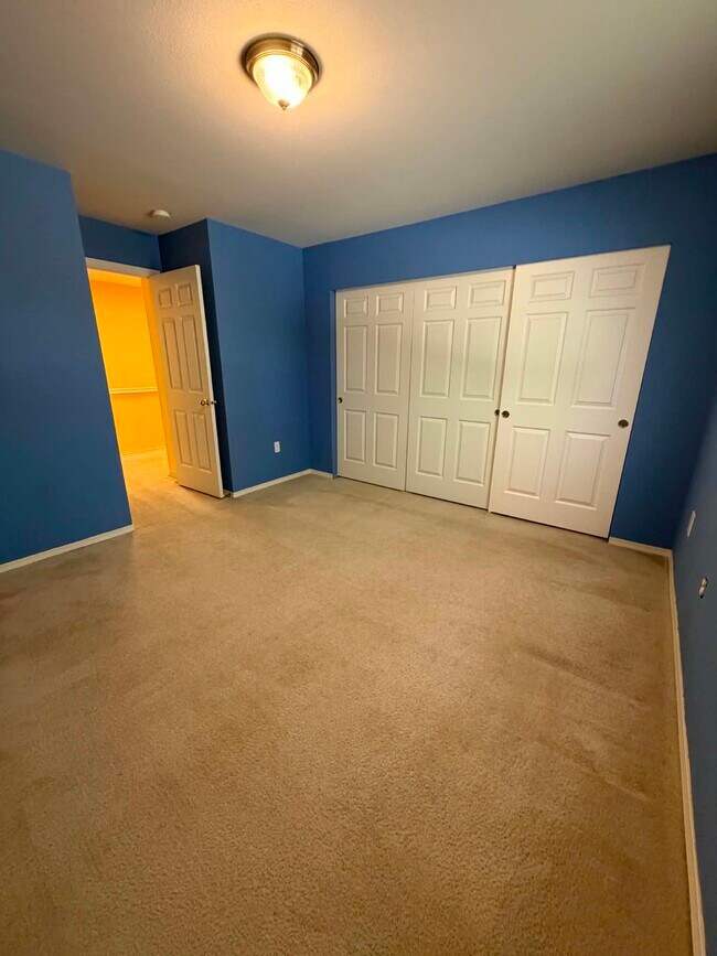 Building Photo - 6634 Millstone Ln SE