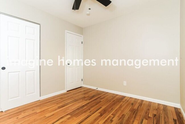 Building Photo - Pet-Friendly 3 Bedroom Home in Cincinnati!