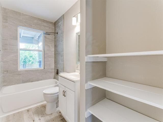 Building Photo - 8121 W Elizabeth Ln