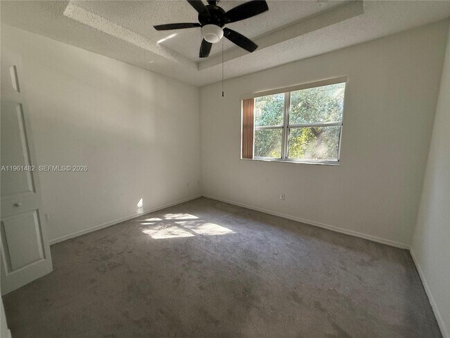 Building Photo - 4282 NE 9th St