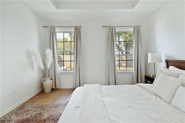 Building Photo - 3000 SW Wentworth Ave