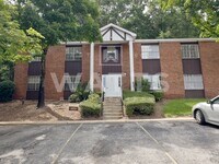 Building Photo - 2-Bedroom Apartments Off Beacon Parkway