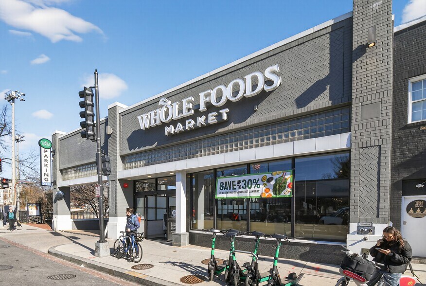 Wisconsin Ave. Whole Foods - 3925 Davis Pl NW