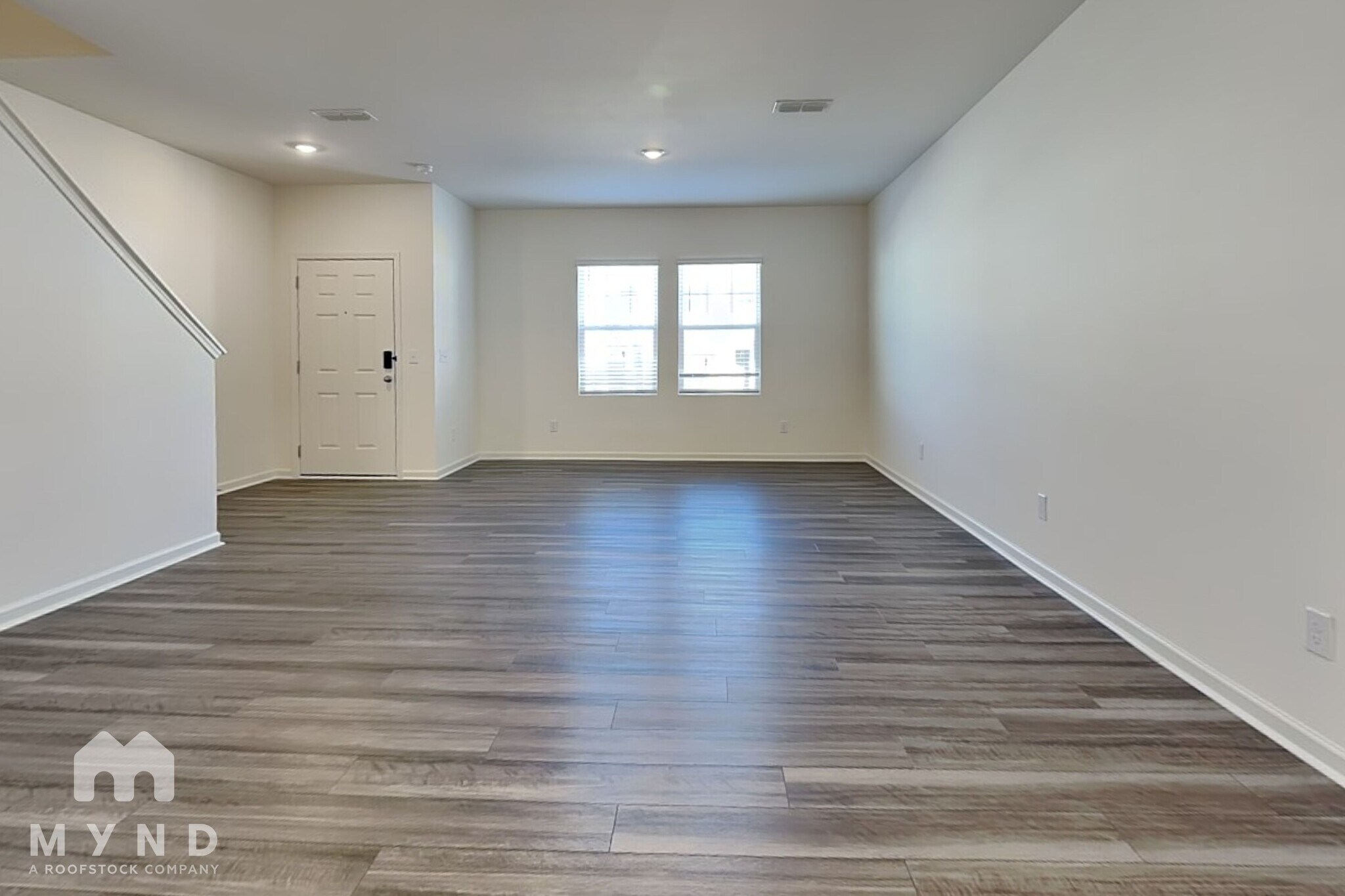 Building Photo - 3040 Fulong Dr
