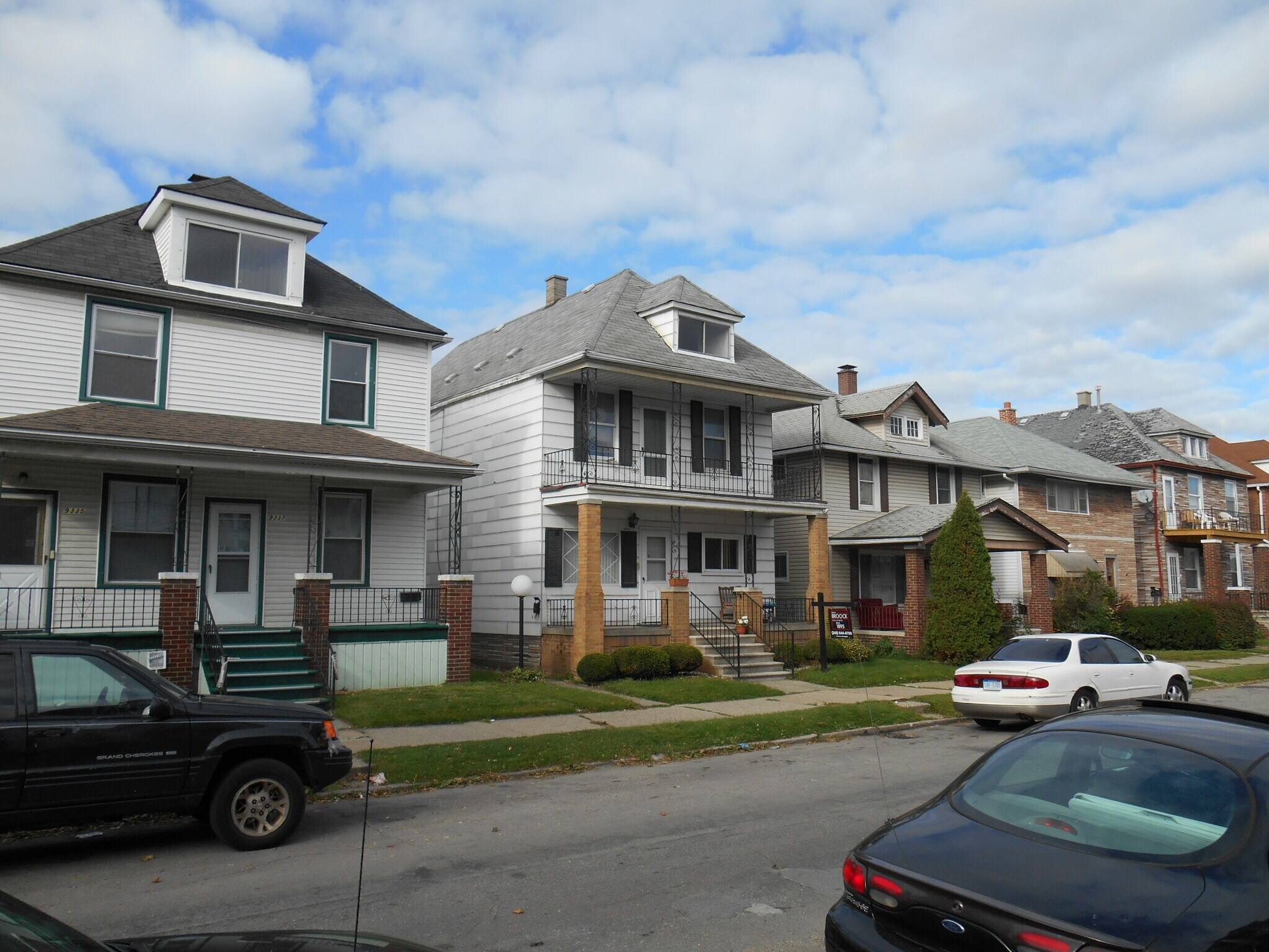 Building Photo - 9345 Charest St