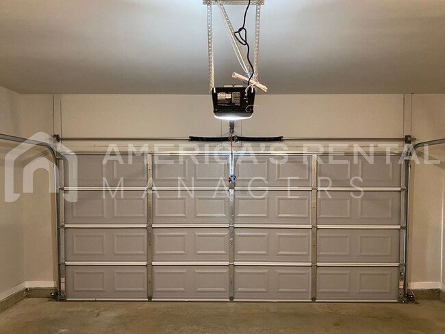 Building Photo - Home for Rent in Jemison, AL... View with 48 Hours Notice!