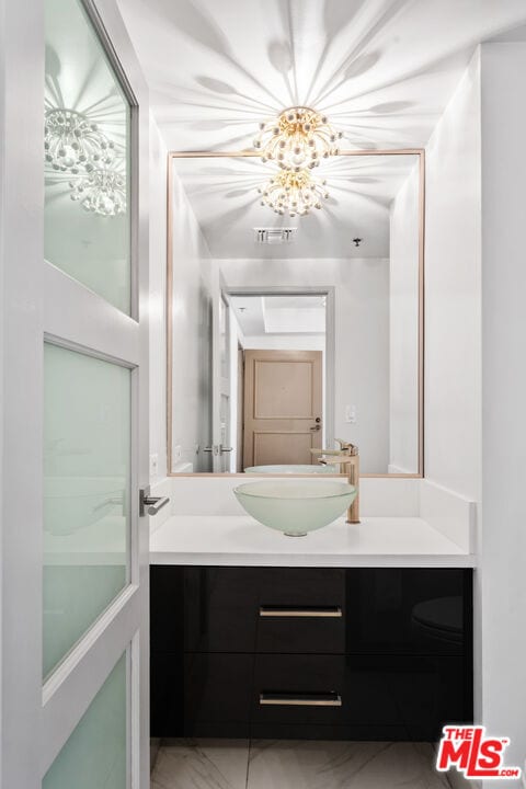 Building Photo - 10660 Wilshire Blvd