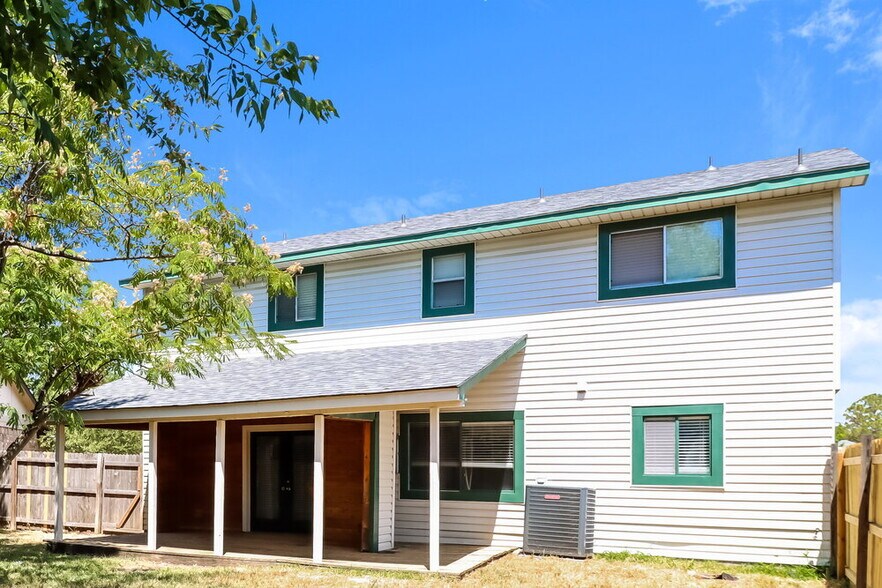 Building Photo - 4803 Glen Valley Dr