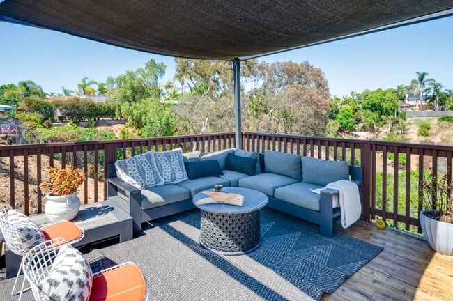 Building Photo - RARE! Lovely and Spacious Clairemont 4BD/2BA Home on Tecolote Canyon! - $5,995/mo!