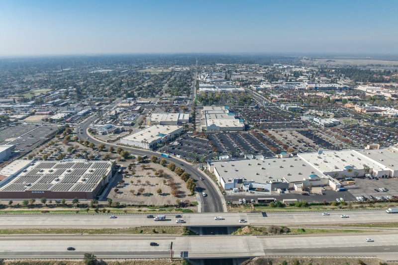 Building Photo - 7675 N First St