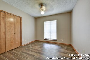 Building Photo - 1518 Vista Del Monte