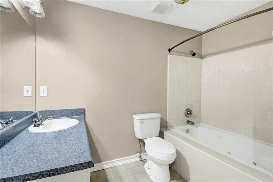 Building Photo - 707 Olde Mill Ln