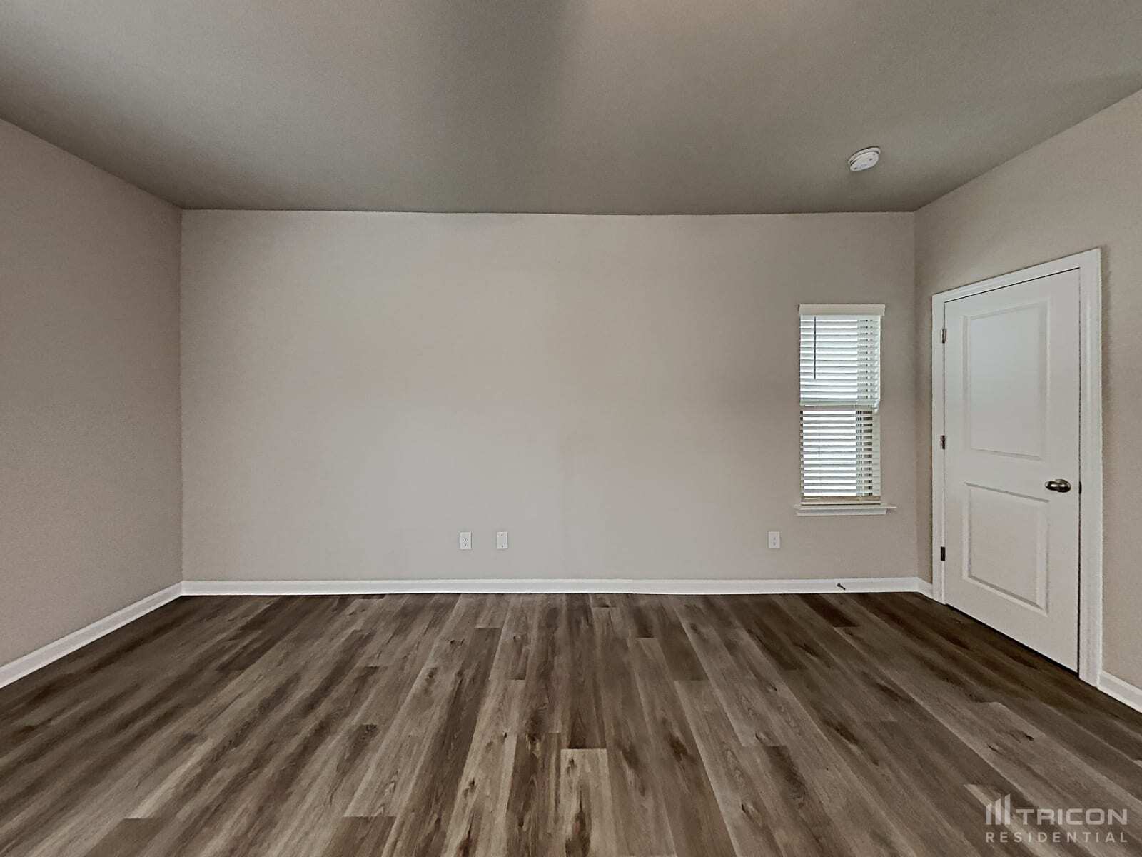 Building Photo - 139 Spring Knoll Dr