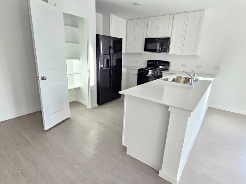 Building Photo - 302 Asterwood Ln