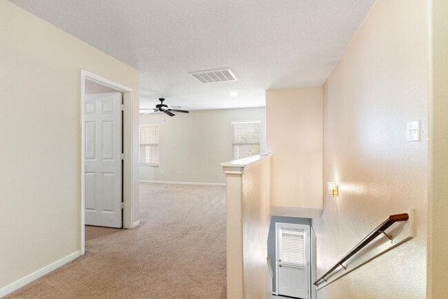 Building Photo - 5038 Forest Hurst Dr