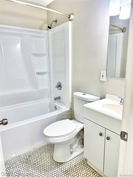 Building Photo - 18846 Poinciana